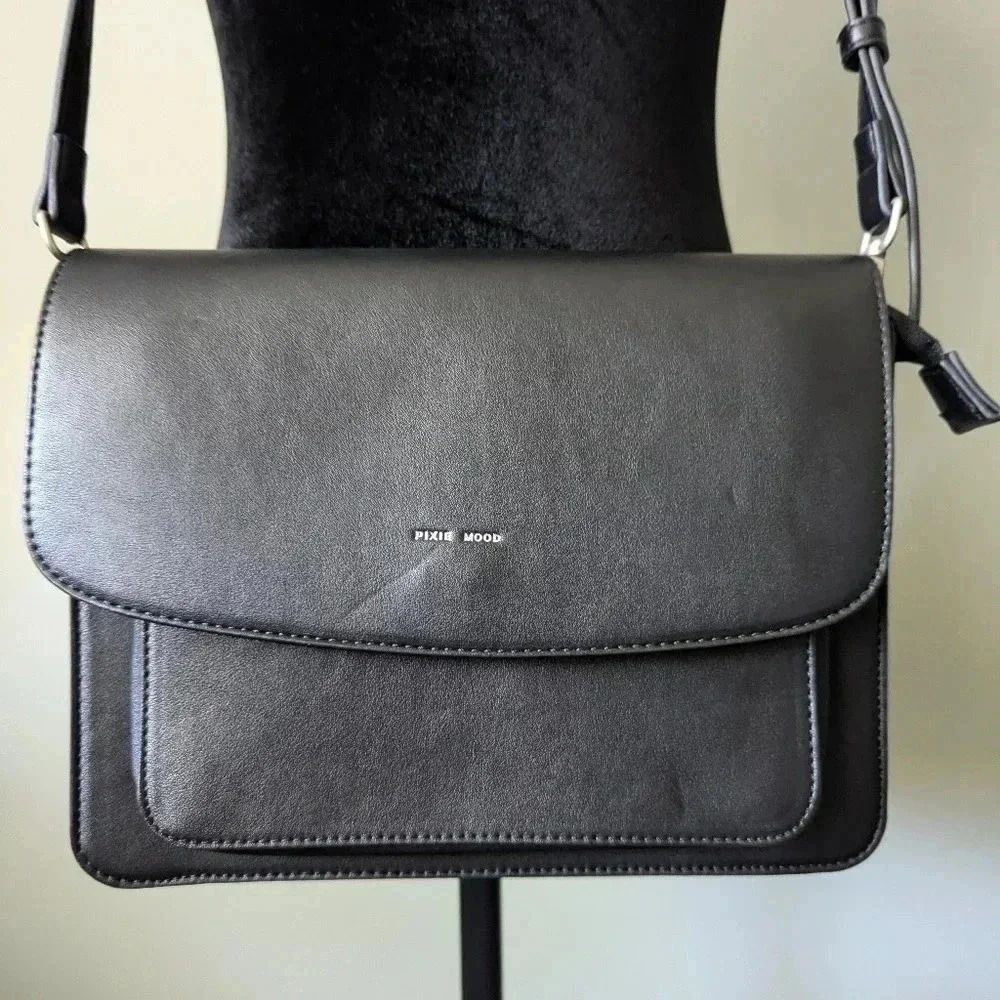 Pixie Mood Structured Zoe Crossbody Purse